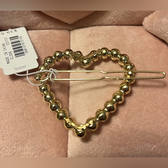 J. Crew Gold and Pearl Heart Hair Accessory NWT, Retail $39 - Picture 2 of 4